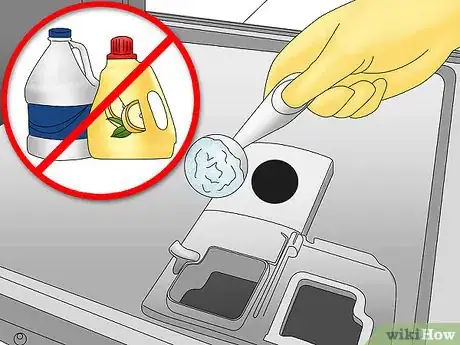 Image intitulée Clean Baseball Hats with a Dishwasher Step 5