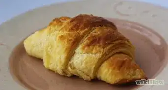 réchauffer des croissants