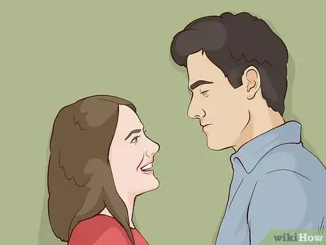 Image intitulée Know if a Capricorn Man Likes You Step 2