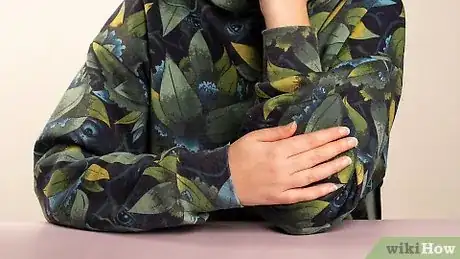 Image intitulée Do a Simple Coin Magic Trick Step 10