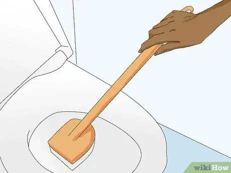 Image intitulée Clean a Stained Toilet Bowl Step 16