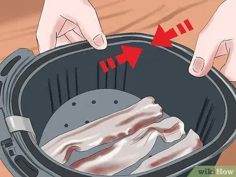 Image intitulée Air Fry Bacon Step 4