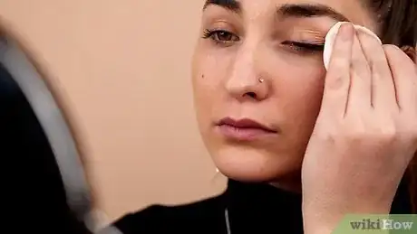 Image intitulée Shape Your Eyebrows with a Razor Step 6