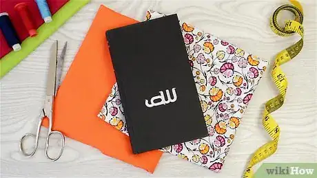 Image intitulée Cover a Book Step 13