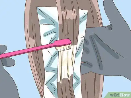 Image intitulée Bleach Hair with Hydrogen Peroxide and Baking Soda Step 13