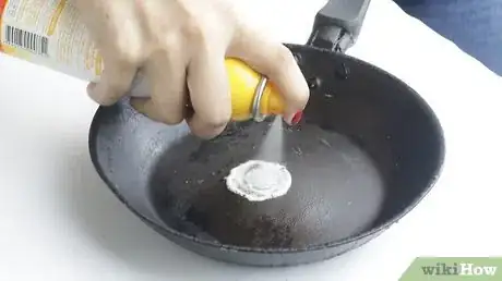 Image intitulée Clean a Cast Iron Skillet Step 11