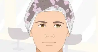 avoir les cheveux bouclés (pour les hommes)