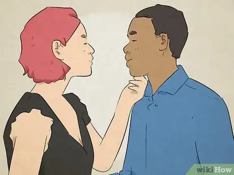 Image intitulée How Does It Feel to Kiss Someone You Love Step 3