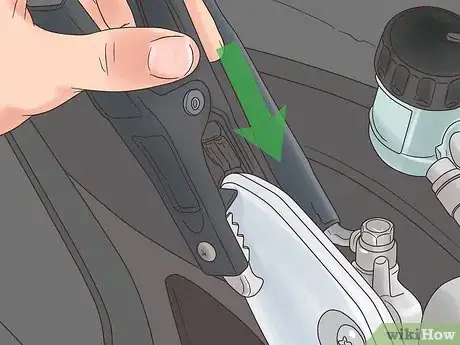 Image intitulée Charge a Motorcycle Battery Step 12