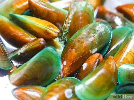 Image intitulée Cook Mussels Step 2