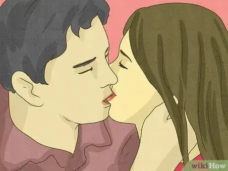 Image intitulée What Does It Mean when Someone Holds Your Face While Kissing Step 7