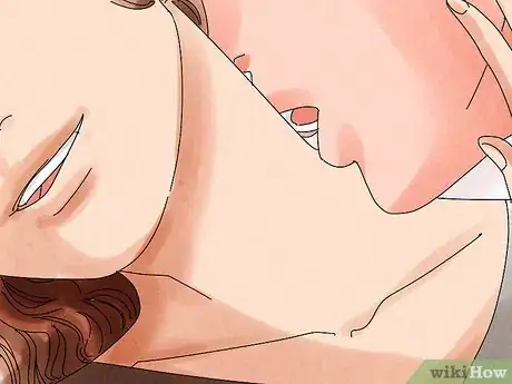 Image intitulée Kiss Passionately Step 10