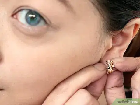 Image intitulée Do Eye Makeup for Blue Eyes Step 6