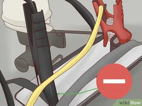 Image intitulée Jump Start a Lawn Mower Step 10