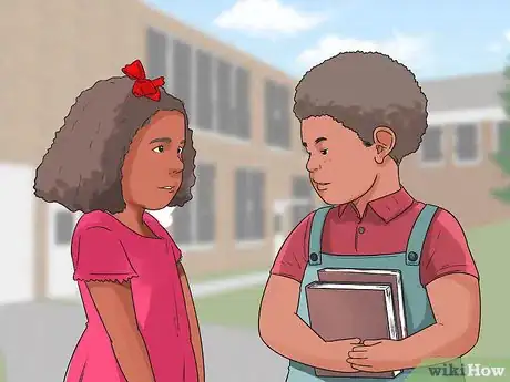Image intitulée Tell if a Guy in Middle School Likes You Step 11