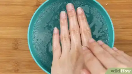 Image intitulée Remove Nail Glue from Nails Step 14