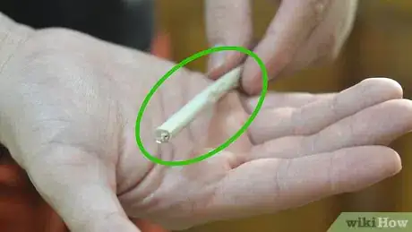 Image intitulée Blow Smoke from Your Mouth Without Using a Cigarette Step 5