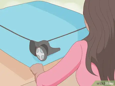 Image intitulée Replace Luggage Wheels Step 2