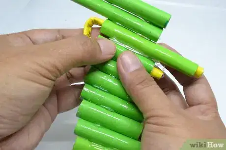 Image intitulée Make a Paper Gun That Shoots Step 10
