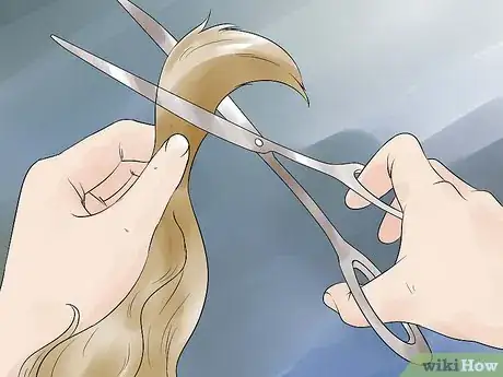 Image intitulée Cut Your Own Curly Hair Step 19