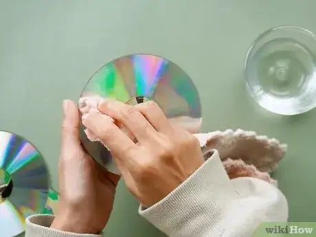 Image intitulée Fix a Scratched DVD Step 2