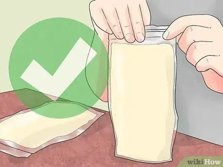 Image intitulée Thaw Frozen Breast Milk Step 1