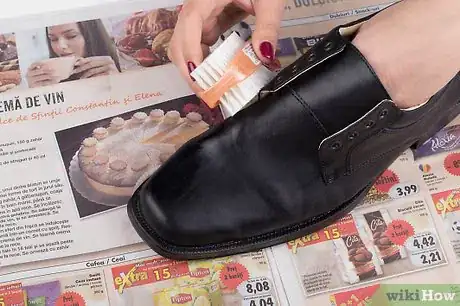 Image intitulée Clean Dr. Martens Shoes Step 9