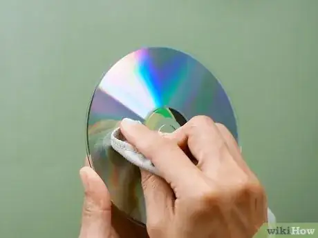 Image intitulée Fix a Scratched DVD Step 4