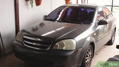 Image intitulée Add Oil to Your Car Step 1