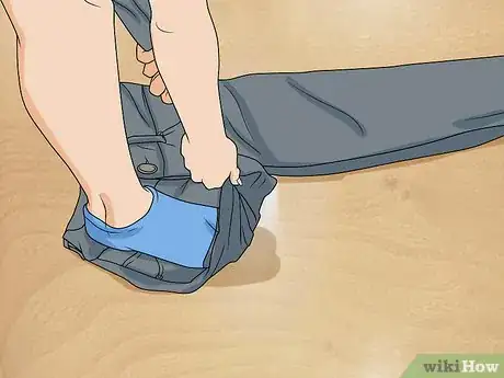 Image intitulée Stretch out Jeans Step 11
