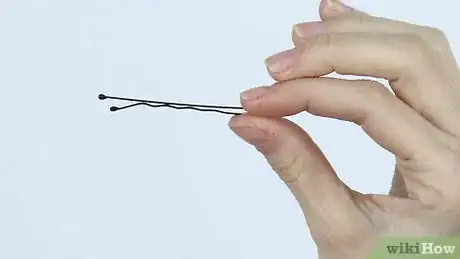 Image intitulée Use a Bobby Pin Step 28