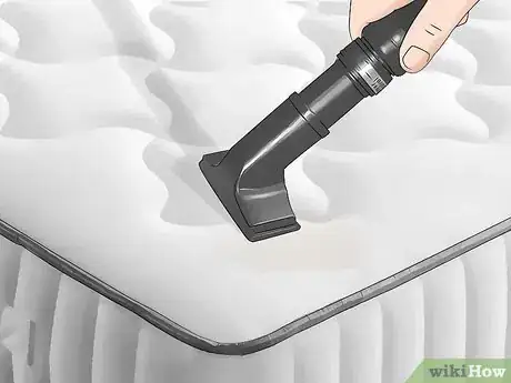 Image intitulée Clean Vomit from a Mattress Step 6