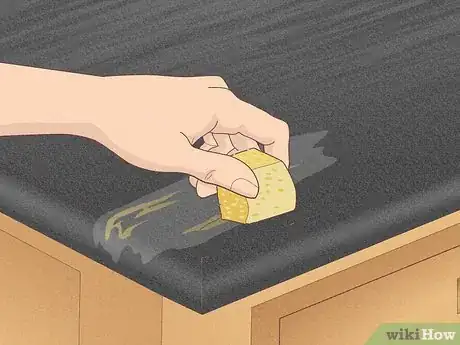 Image intitulée Remove Glue from Counter Tops Step 10