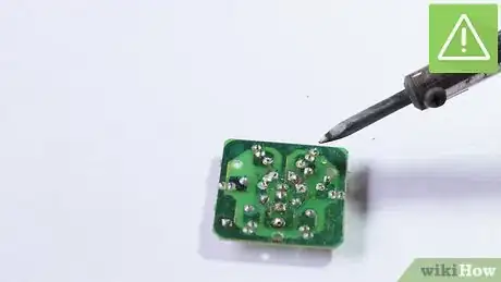 Image intitulée Solder Electronics Step 7