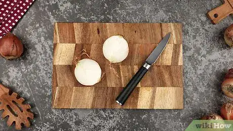 Image intitulée Peel an Onion Quickly Step 1