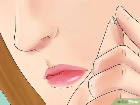 Image intitulée Take Your Nose Stud in and out of Your Nose Step 8
