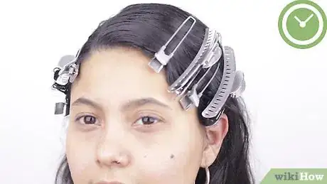 Image intitulée Style a 1930's Finger Wave Hairstyle Step 12