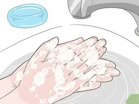 Image intitulée Create a Hot Compress for Acne Treatment and Skin Health Step 1