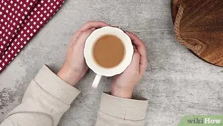 Image intitulée Hold a Mug Step 3