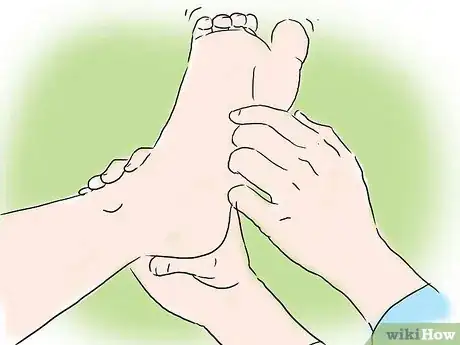 Image intitulée Win a Tickle Fight Step 19