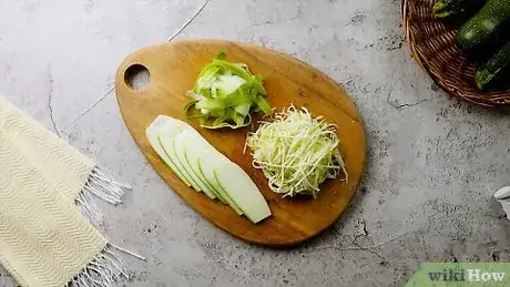 Image intitulée Make Zucchini Noodles Step 7