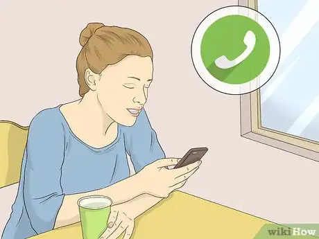Image intitulée Get Out of a Boring Conversation Step 10