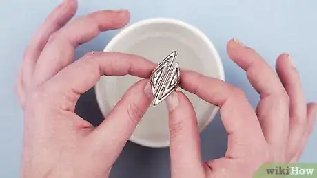 Image intitulée Clean Stainless Steel Jewelry Step 22