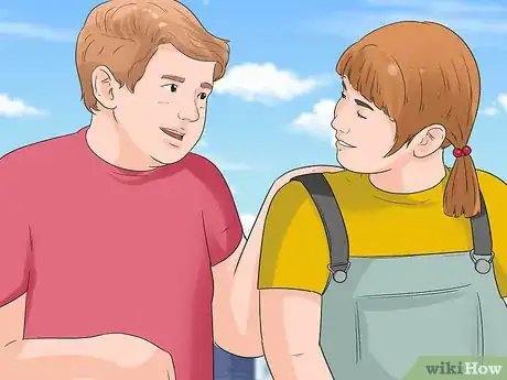 Image intitulée Tell if a Guy in Middle School Likes You Step 1