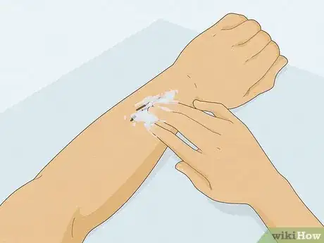 Image intitulée Remove Sharpie Ink from Skin Step 8
