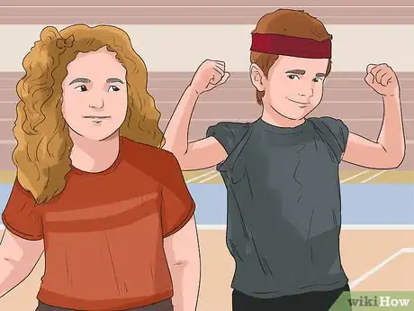 Image intitulée Tell if a Guy in Middle School Likes You Step 10