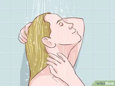 Image intitulée Wash Hair After Bleaching Step 2