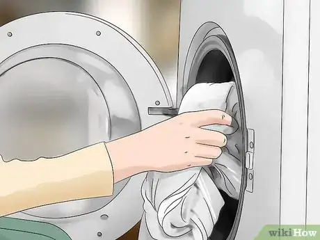 Image intitulée Clean Vomit from a Mattress Step 2