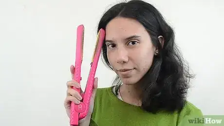 Image intitulée Straighten Thick Hair Step 5