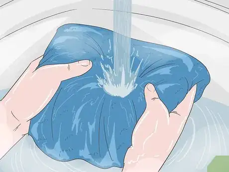 Image intitulée Create a Hot Compress for Acne Treatment and Skin Health Step 3